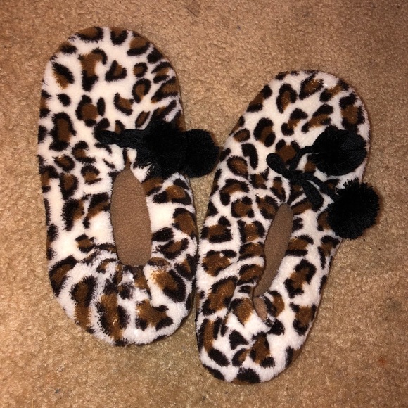 Slippers - Picture 1 of 2